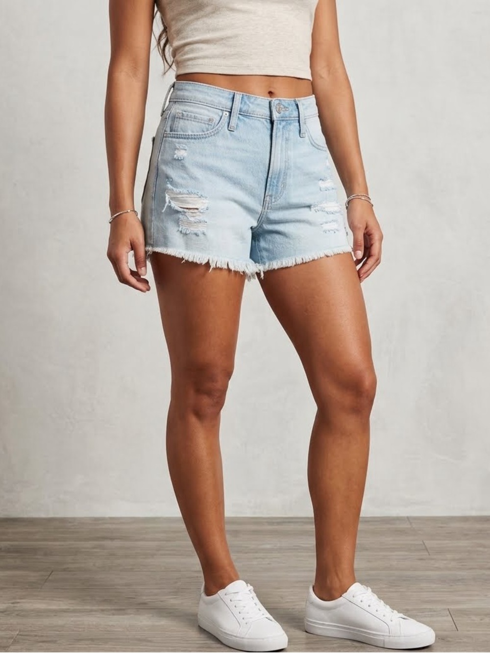 Hollister High Rise Mom 3” Distressed Short